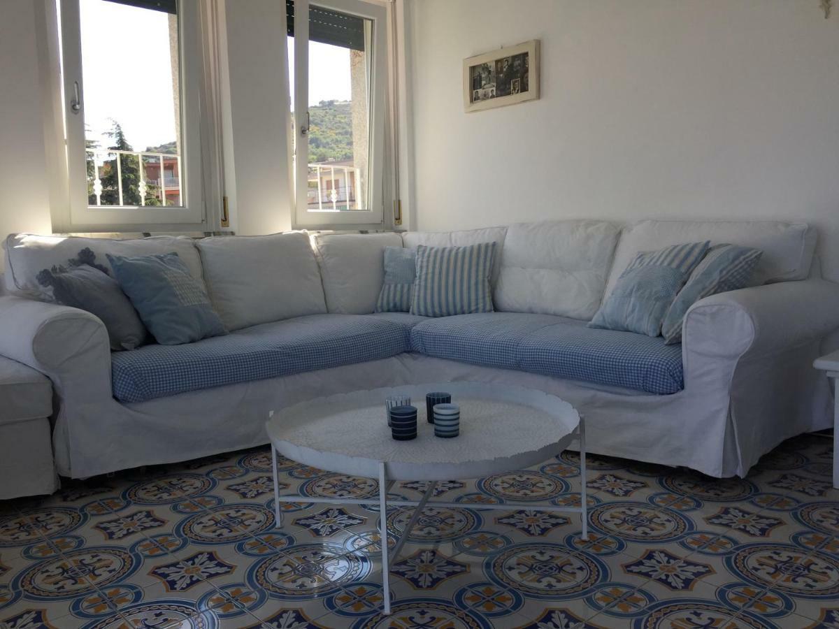 L'Attico Di Anna Lägenhet Sanremo Exteriör bild